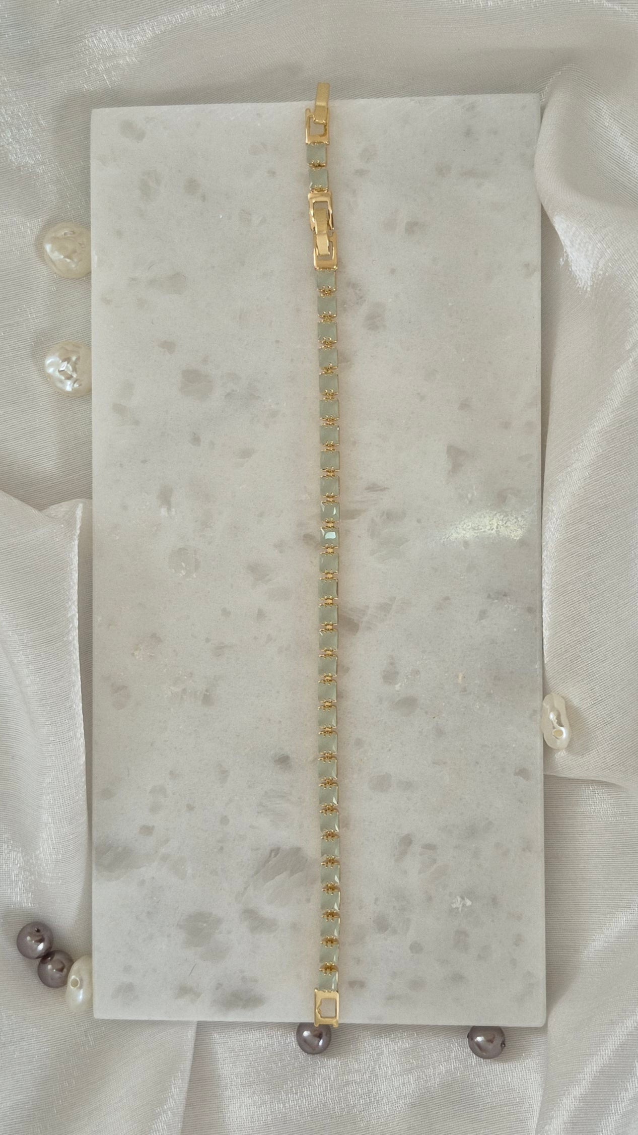 Çelik SuYolu Suyeşili Kare Taşlı Bileklik